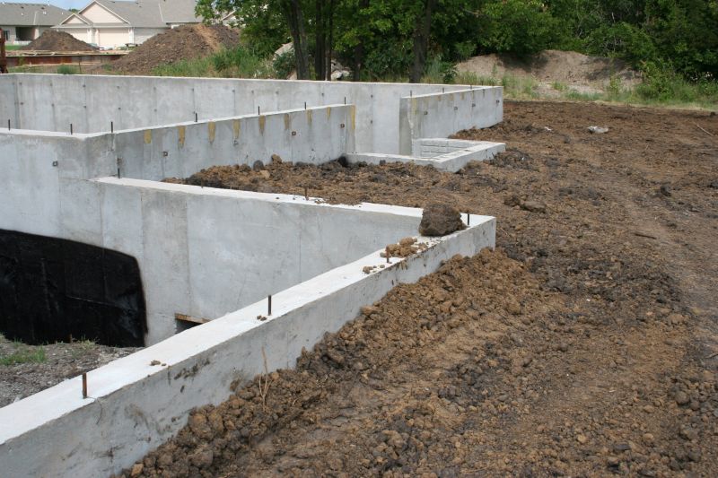 Foundation Wall Pouring in Roanoke, TX